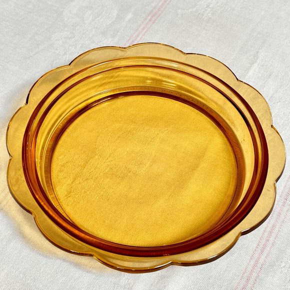 Vintage L.E. Smith Art Glass Round Butter Dish # 4209 Moon and Stars in Amber - Picture 5 of 5